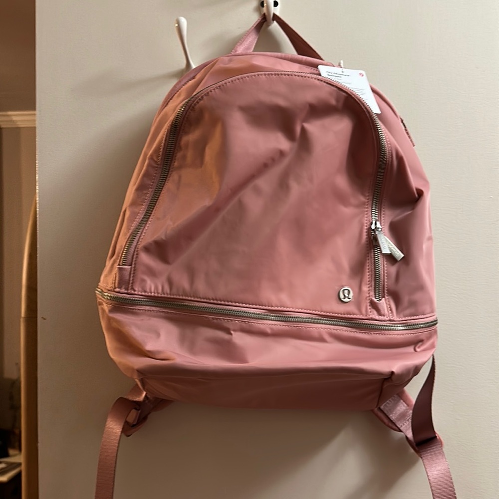 NWT Lululemon city adventurer backpack
